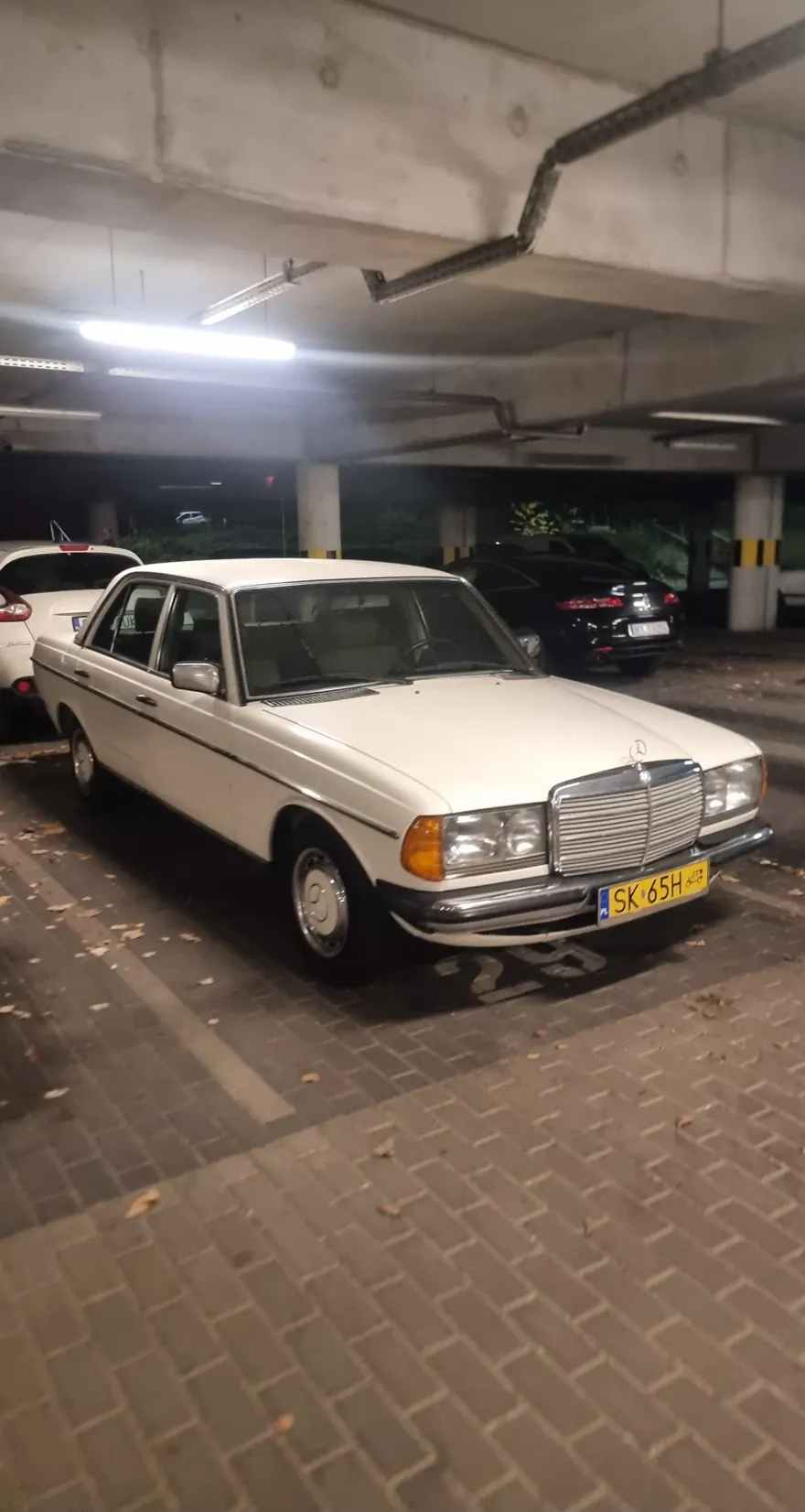 Skup Mercedes W123 — skupiony egzemplarz, wycena w 15 minut od zgłoszenia