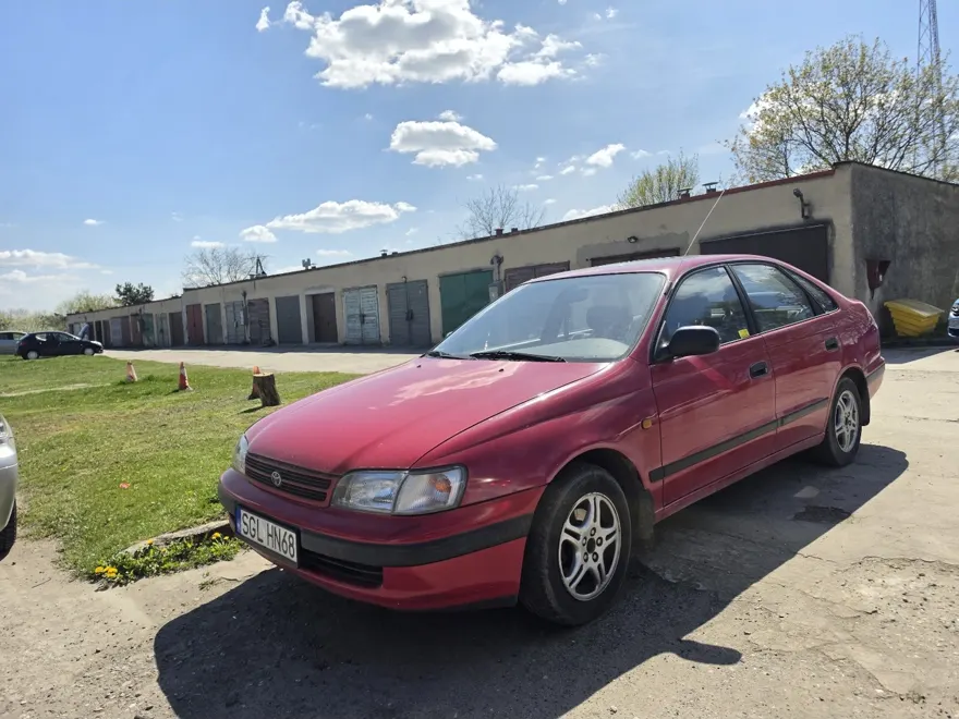 Skup Toyota Carina — skupiony egzemplarz, odbiór spod domu właściciela