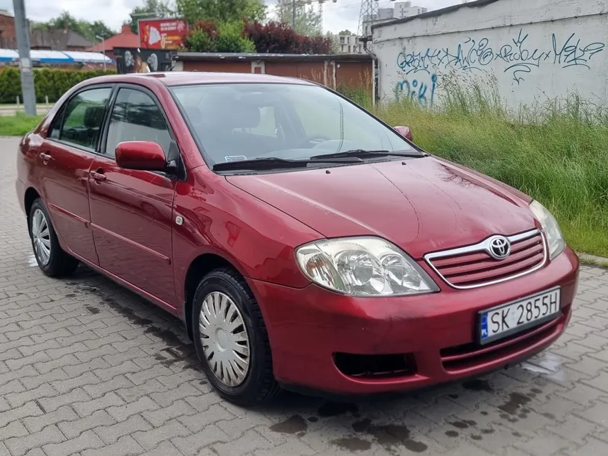 Skup Toyota Corolla — skupiony egzemplarz, odbiór lawetą w cenie